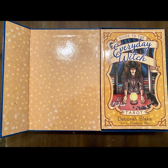 Everyday Witch Book+Tarot Cards by Deborah Blake - Picture 5 of 5